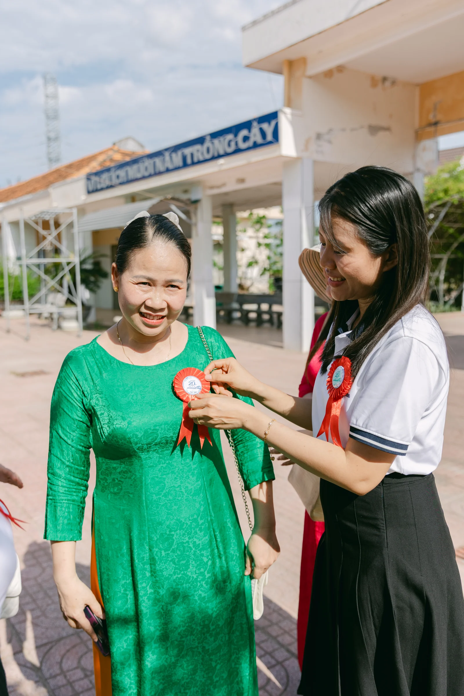 Ảnh lễ kỷ niệm 20 năm THPT Ngô Gia Tự, chụp ngày 08/08/2026