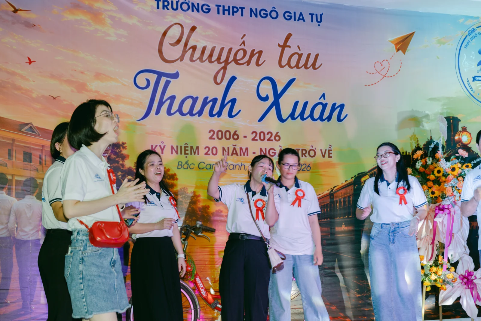 Ảnh lễ kỷ niệm 20 năm THPT Ngô Gia Tự, chụp ngày 08/08/2026