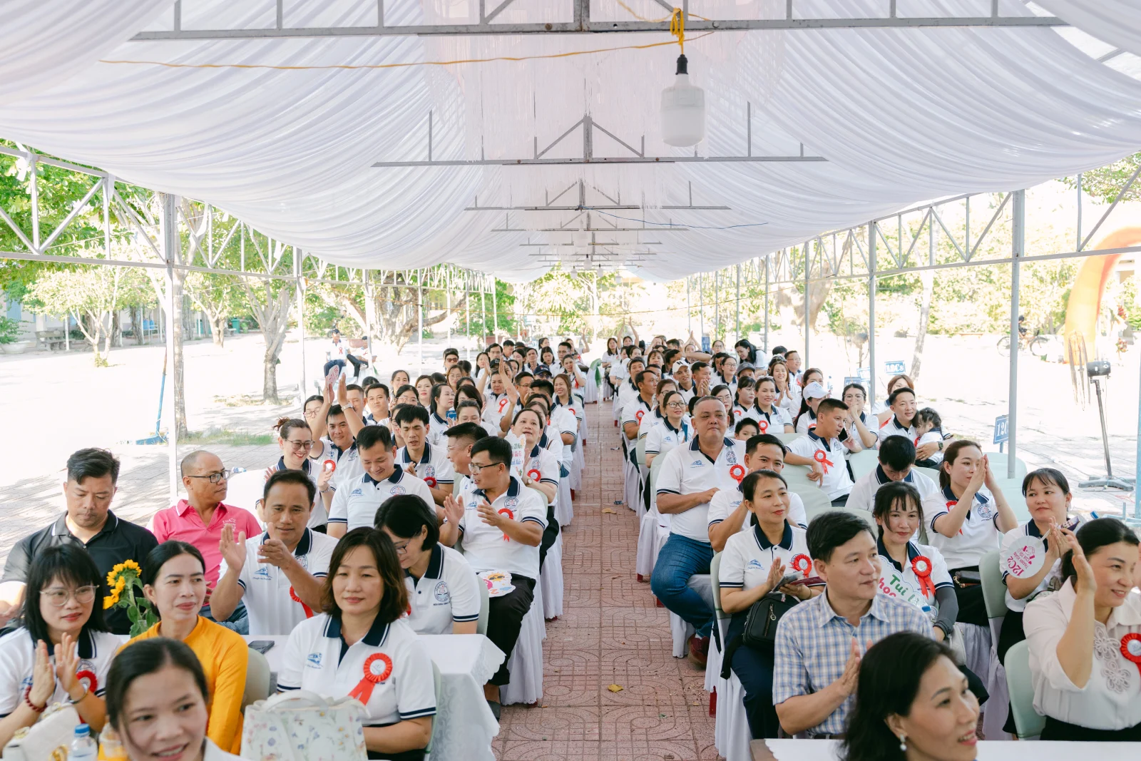 Ảnh lễ kỷ niệm 20 năm THPT Ngô Gia Tự, chụp ngày 08/08/2026