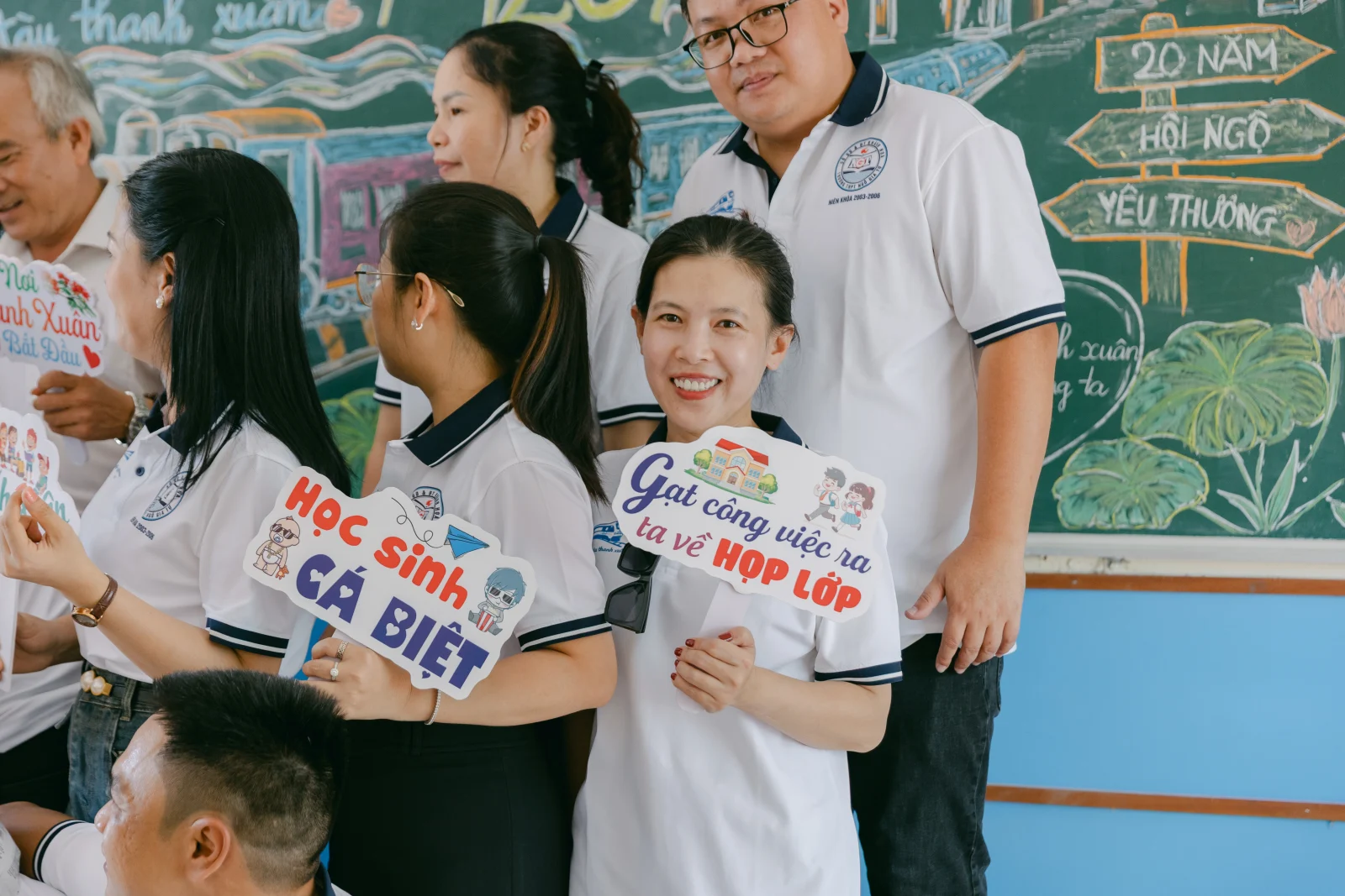 Ảnh lễ kỷ niệm 20 năm THPT Ngô Gia Tự, chụp ngày 08/08/2026