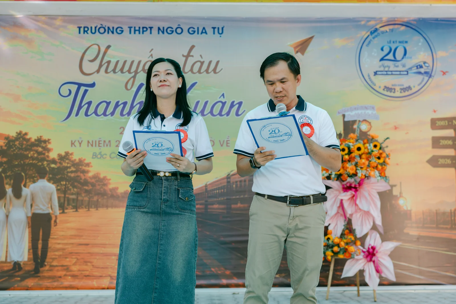 Ảnh lễ kỷ niệm 20 năm THPT Ngô Gia Tự, chụp ngày 08/08/2026