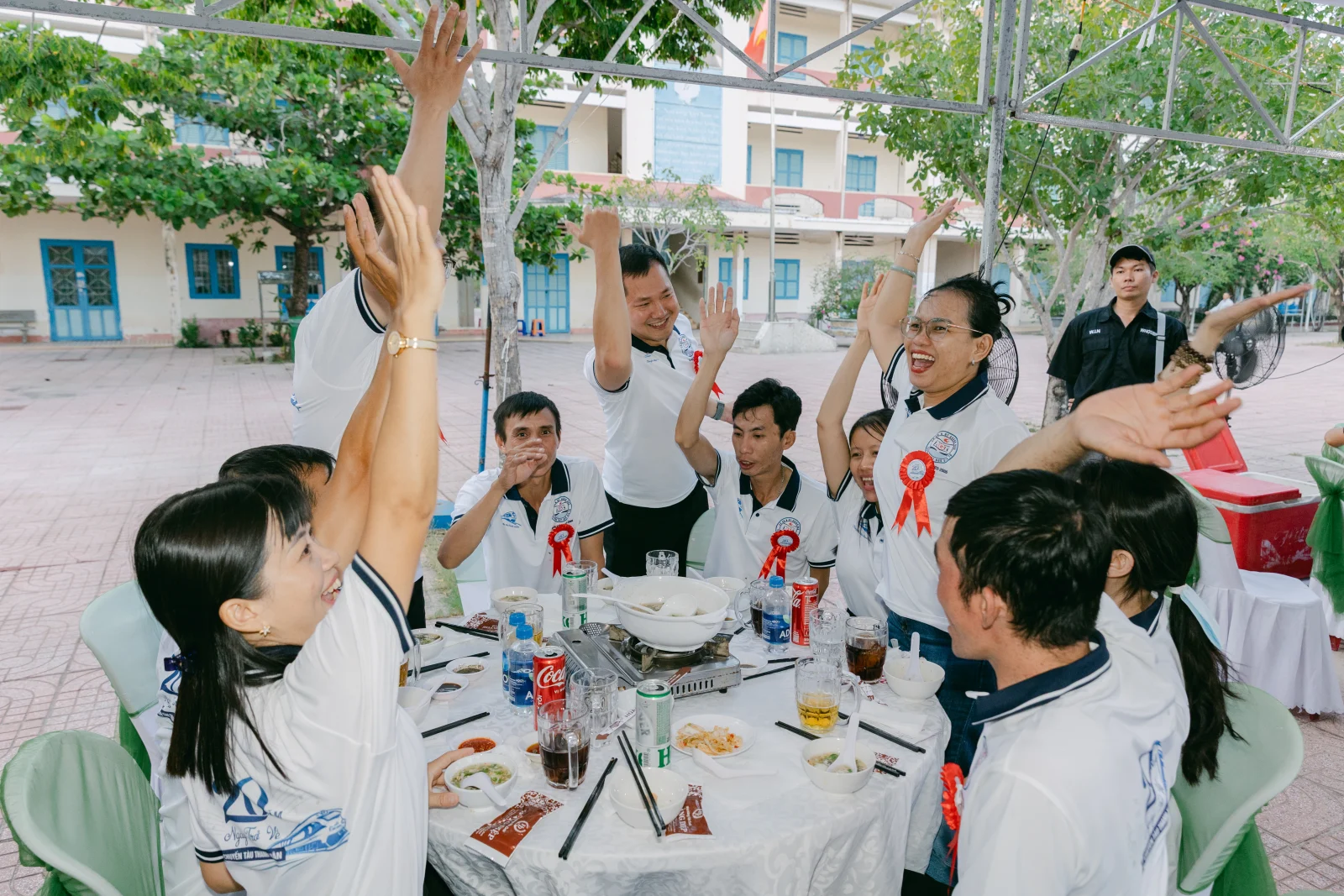 Ảnh lễ kỷ niệm 20 năm THPT Ngô Gia Tự, chụp ngày 08/08/2026