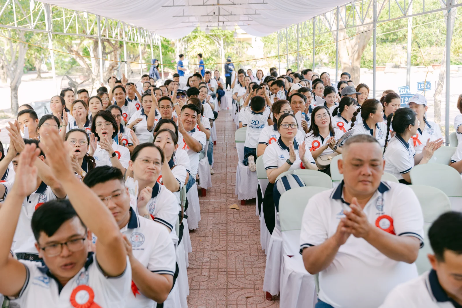 Ảnh lễ kỷ niệm 20 năm THPT Ngô Gia Tự, chụp ngày 08/08/2026