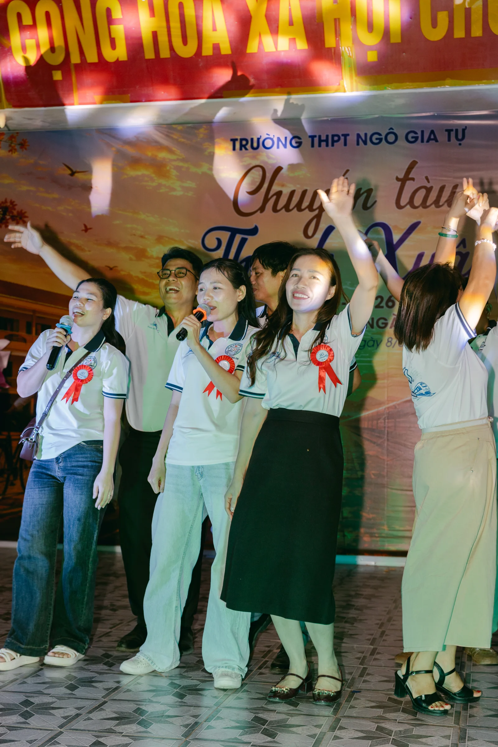 Ảnh lễ kỷ niệm 20 năm THPT Ngô Gia Tự, chụp ngày 08/08/2026