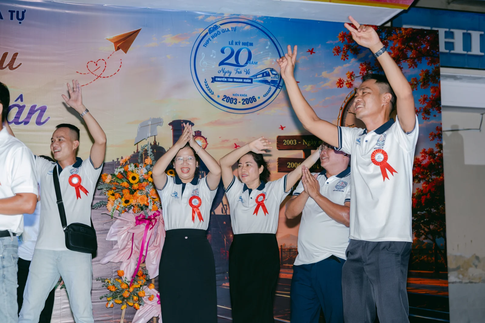 Ảnh lễ kỷ niệm 20 năm THPT Ngô Gia Tự, chụp ngày 08/08/2026