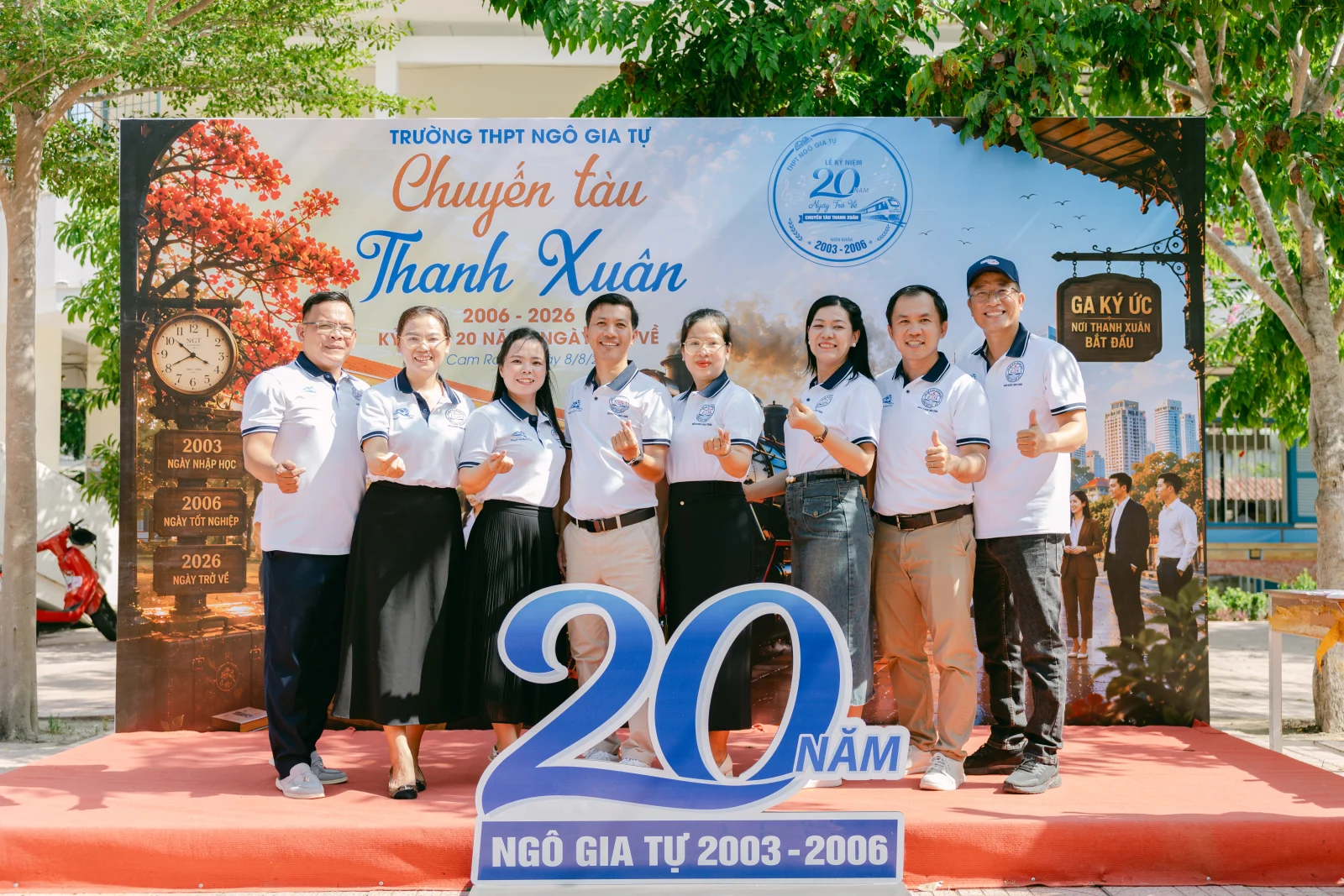 Ảnh lễ kỷ niệm 20 năm THPT Ngô Gia Tự, chụp ngày 08/08/2026