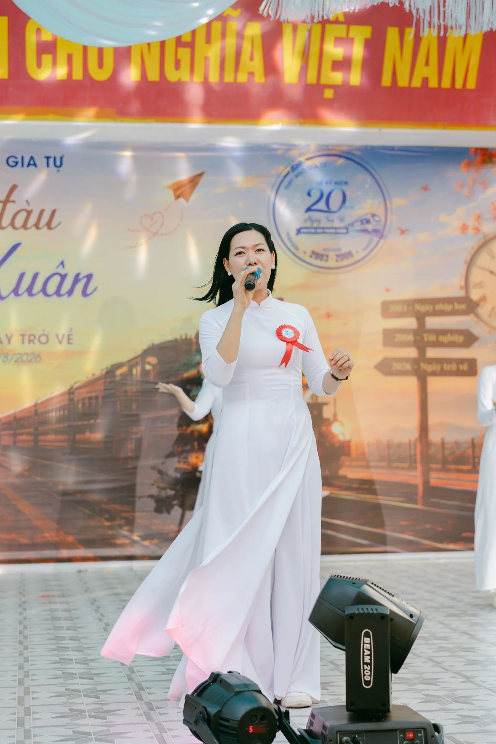 Ảnh lễ kỷ niệm 20 năm THPT Ngô Gia Tự, chụp ngày 08/08/2026