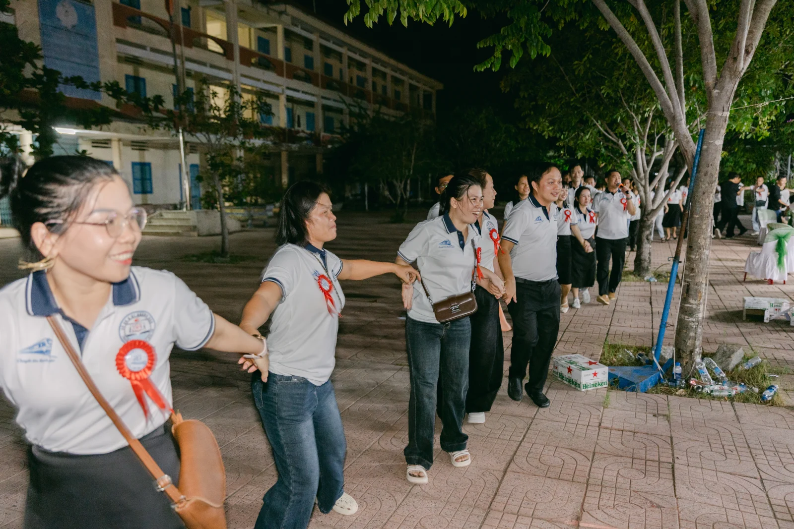 Ảnh lễ kỷ niệm 20 năm THPT Ngô Gia Tự, chụp ngày 08/08/2026