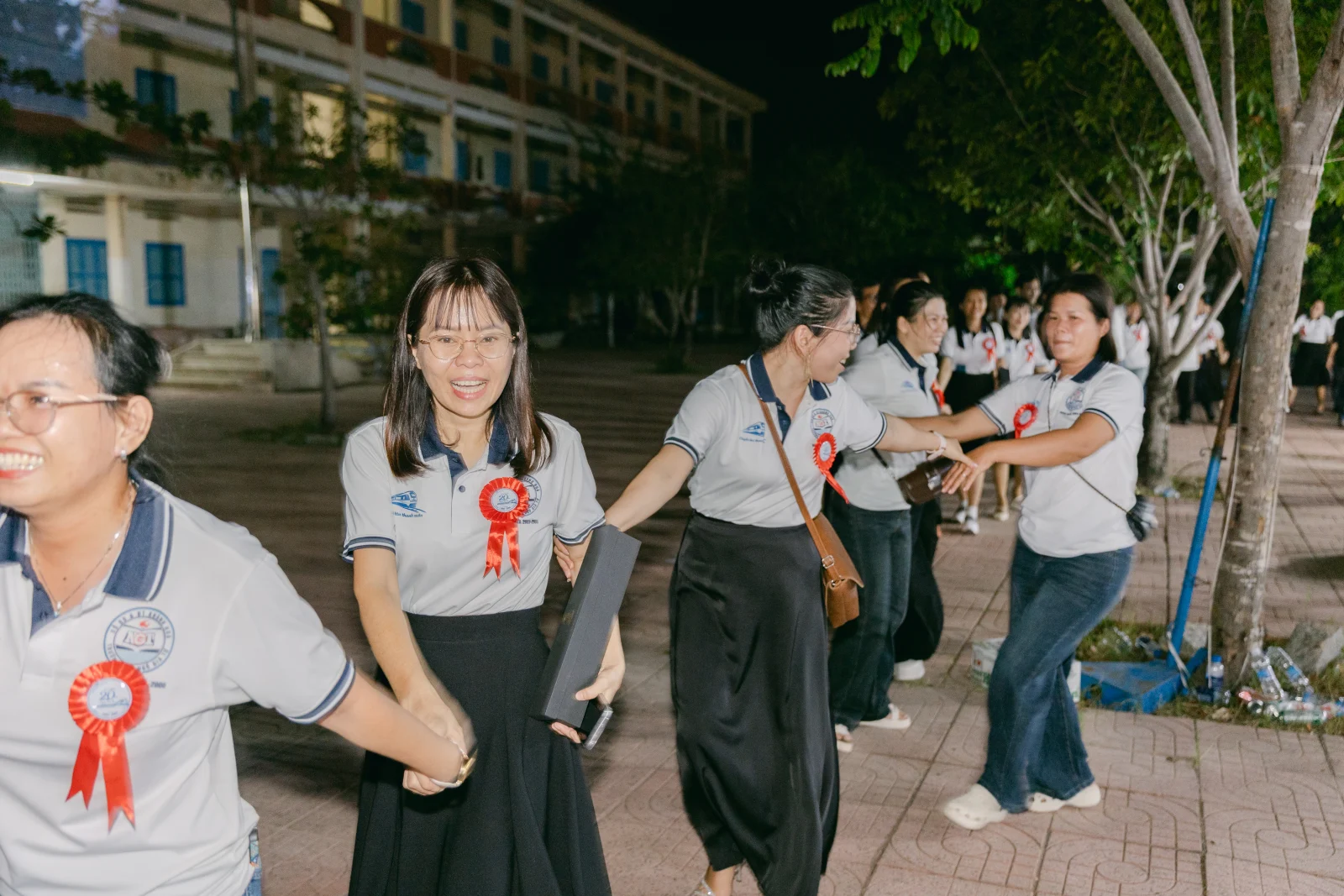 Ảnh lễ kỷ niệm 20 năm THPT Ngô Gia Tự, chụp ngày 08/08/2026
