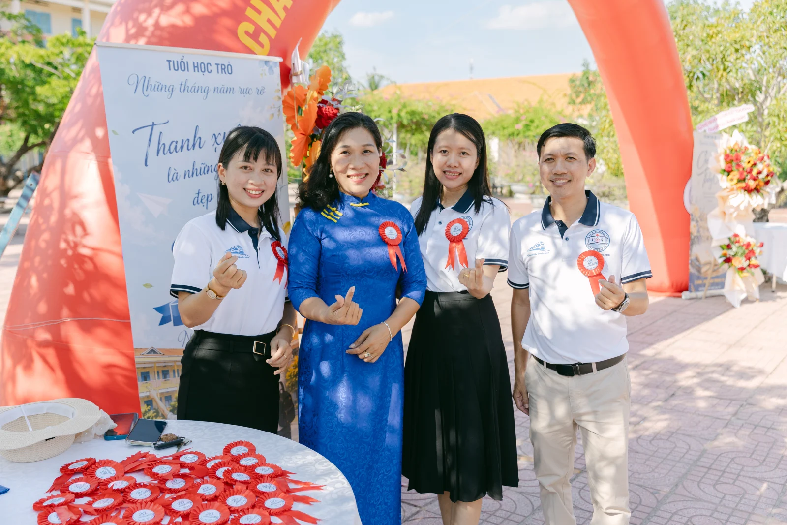 Ảnh lễ kỷ niệm 20 năm THPT Ngô Gia Tự, chụp ngày 08/08/2026
