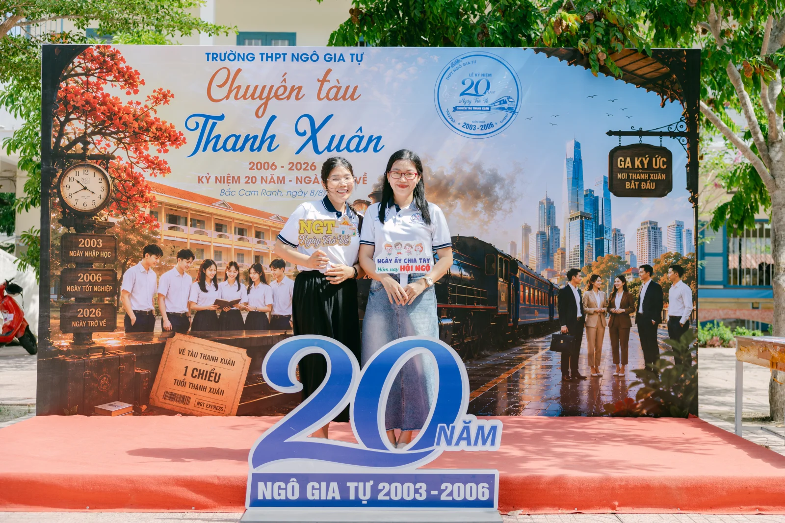 Ảnh lễ kỷ niệm 20 năm THPT Ngô Gia Tự, chụp ngày 08/08/2026