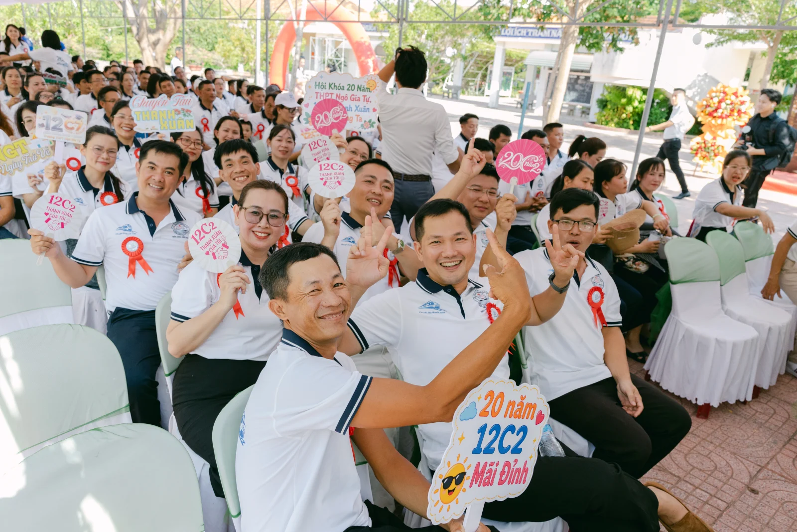 Ảnh lễ kỷ niệm 20 năm THPT Ngô Gia Tự, chụp ngày 08/08/2026