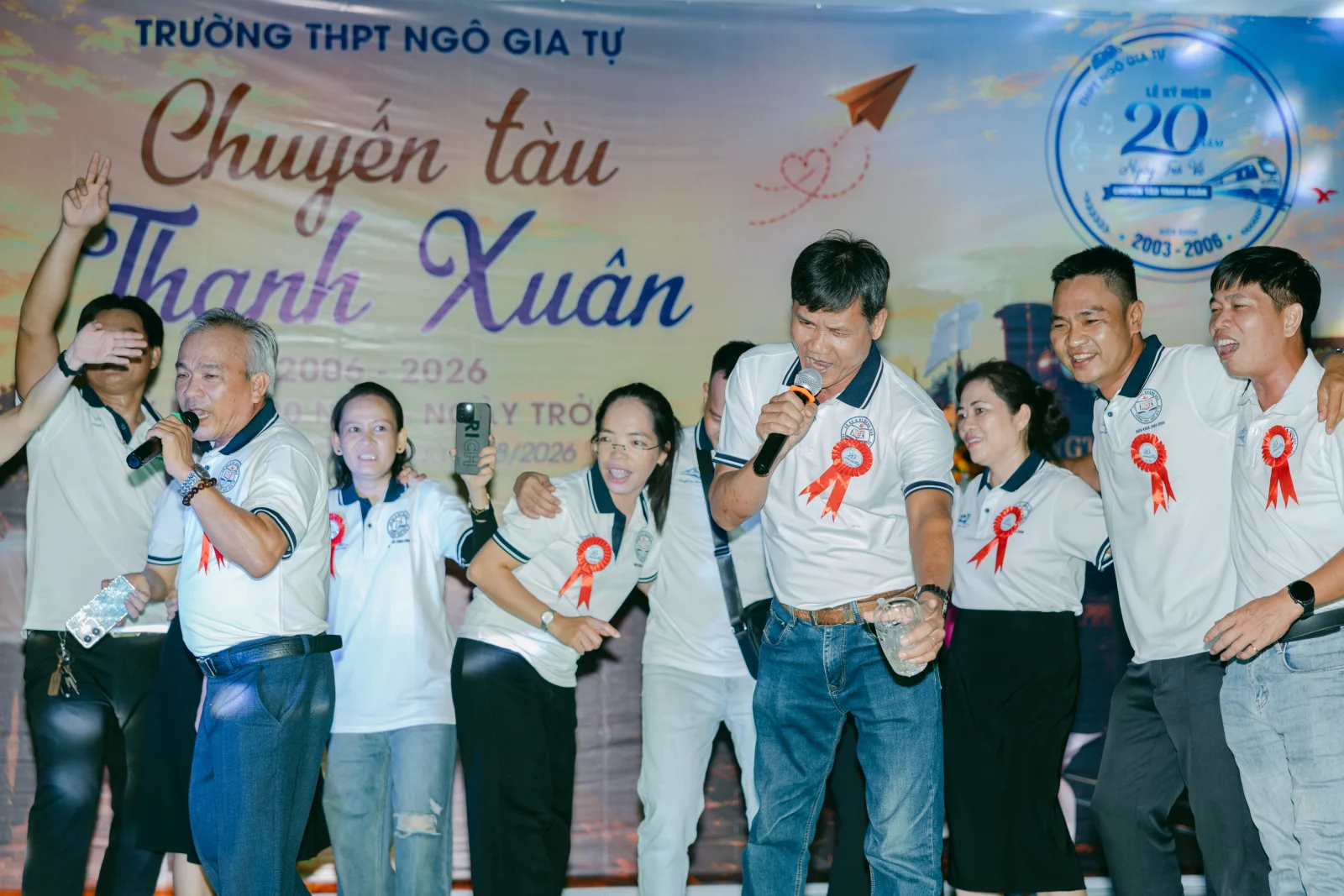 Ảnh lễ kỷ niệm 20 năm THPT Ngô Gia Tự, chụp ngày 08/08/2026