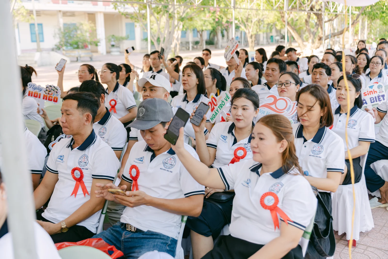 Ảnh lễ kỷ niệm 20 năm THPT Ngô Gia Tự, chụp ngày 08/08/2026