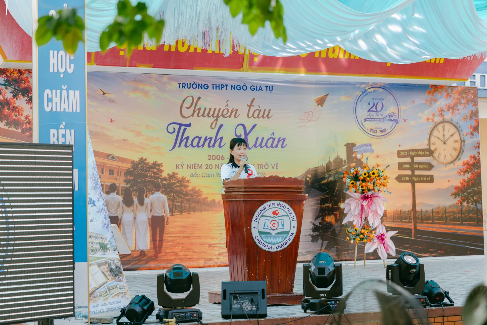 Ảnh lễ kỷ niệm 20 năm THPT Ngô Gia Tự, chụp ngày 08/08/2026