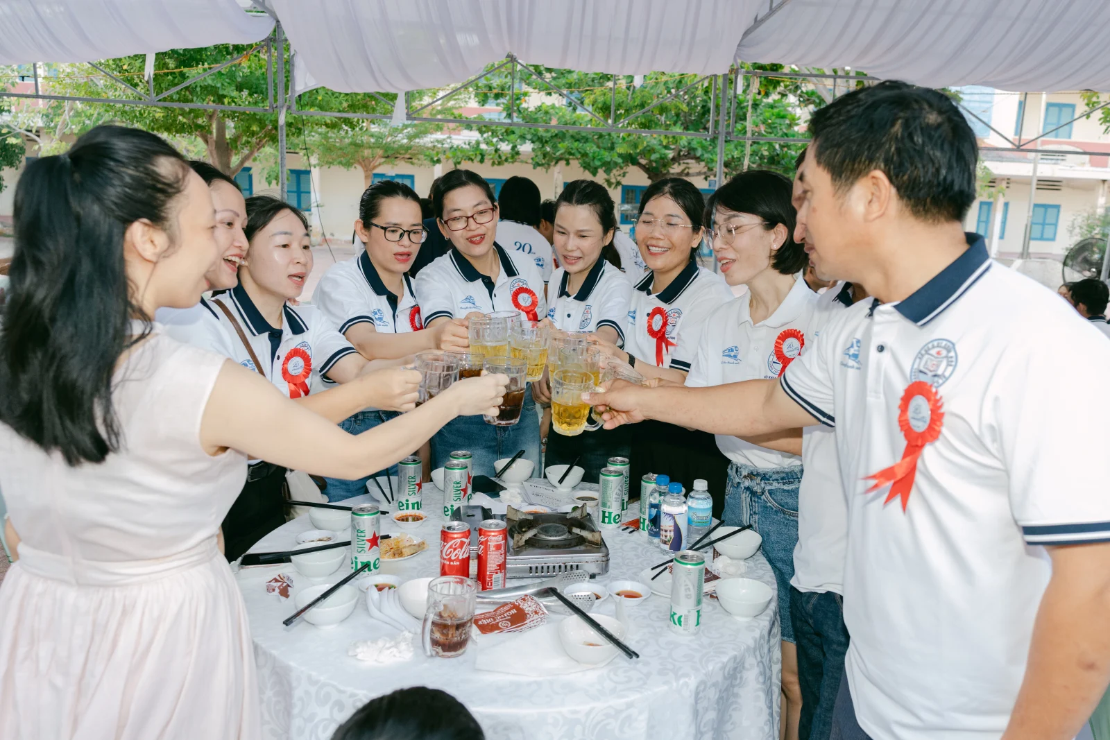Ảnh lễ kỷ niệm 20 năm THPT Ngô Gia Tự, chụp ngày 08/08/2026