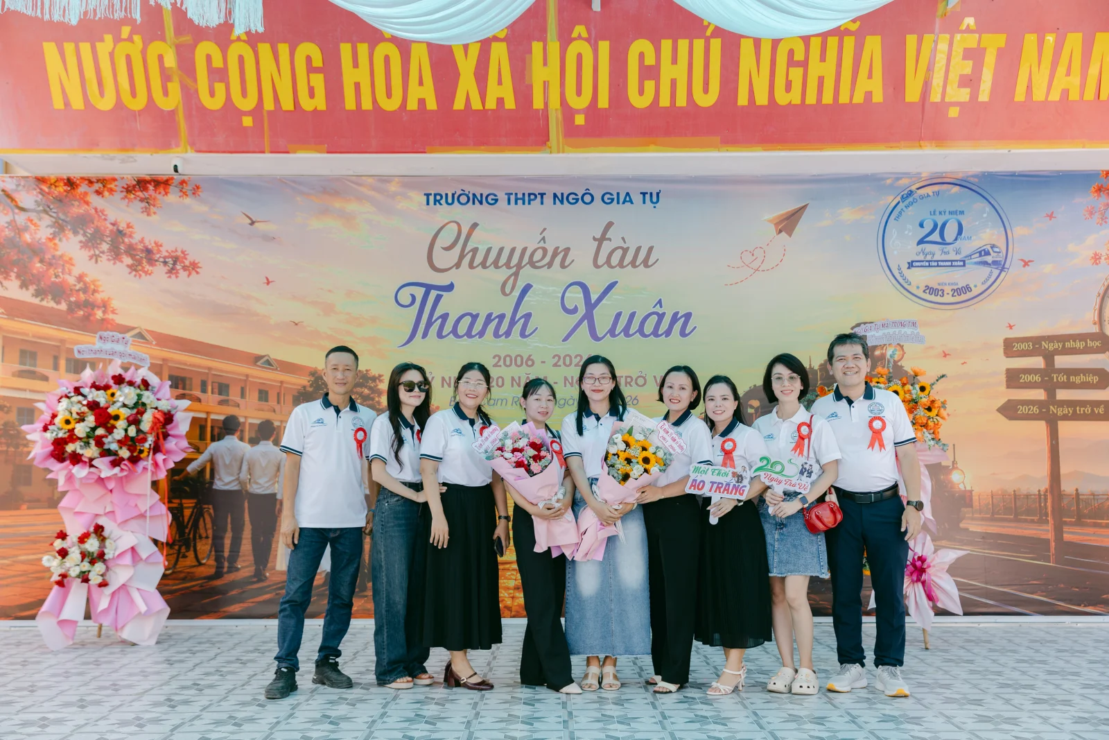 Ảnh lễ kỷ niệm 20 năm THPT Ngô Gia Tự, chụp ngày 08/08/2026
