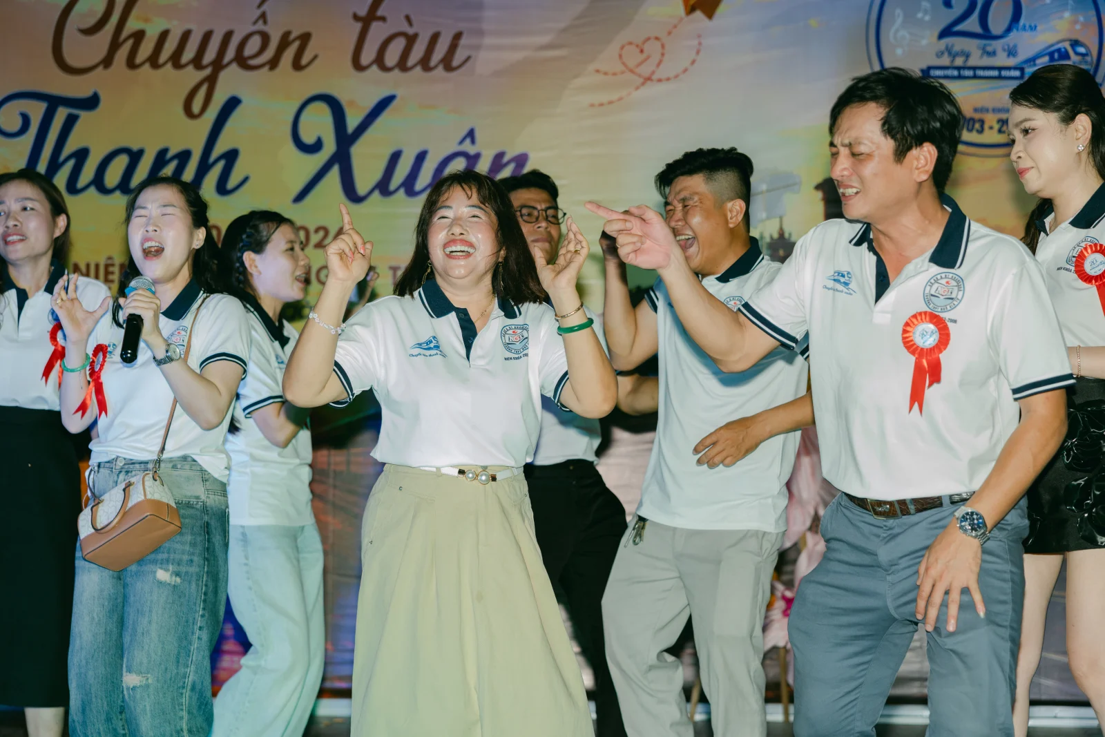 Ảnh lễ kỷ niệm 20 năm THPT Ngô Gia Tự, chụp ngày 08/08/2026