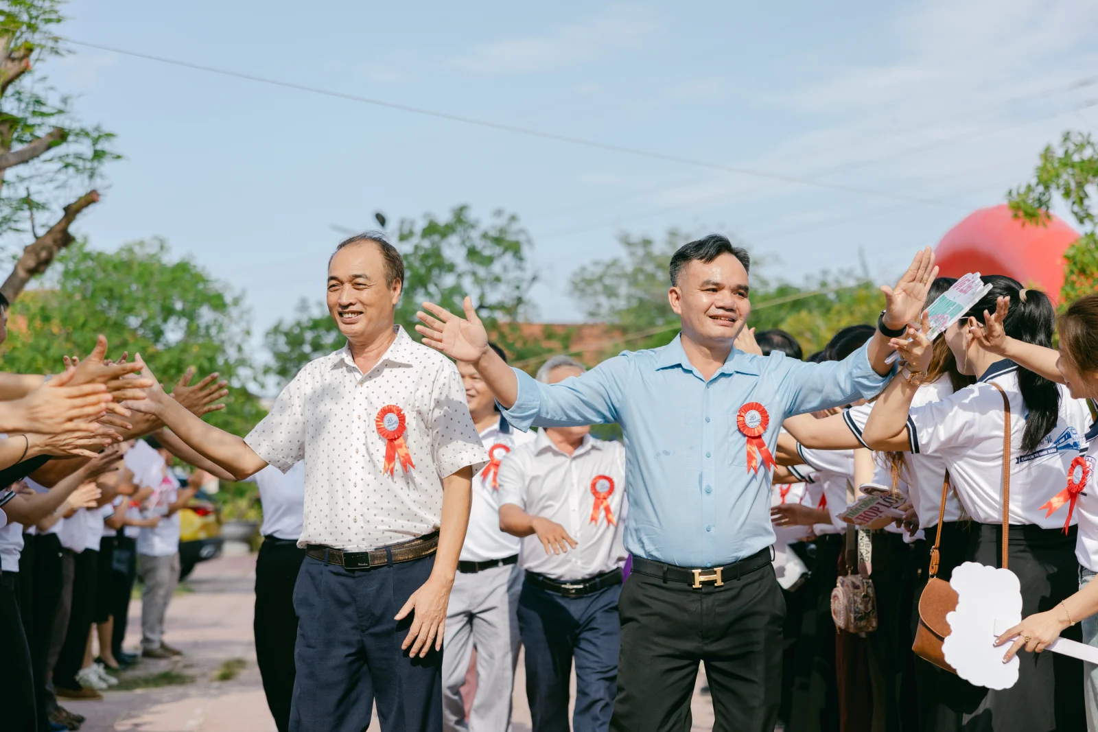 Ảnh lễ kỷ niệm 20 năm THPT Ngô Gia Tự, chụp ngày 08/08/2026