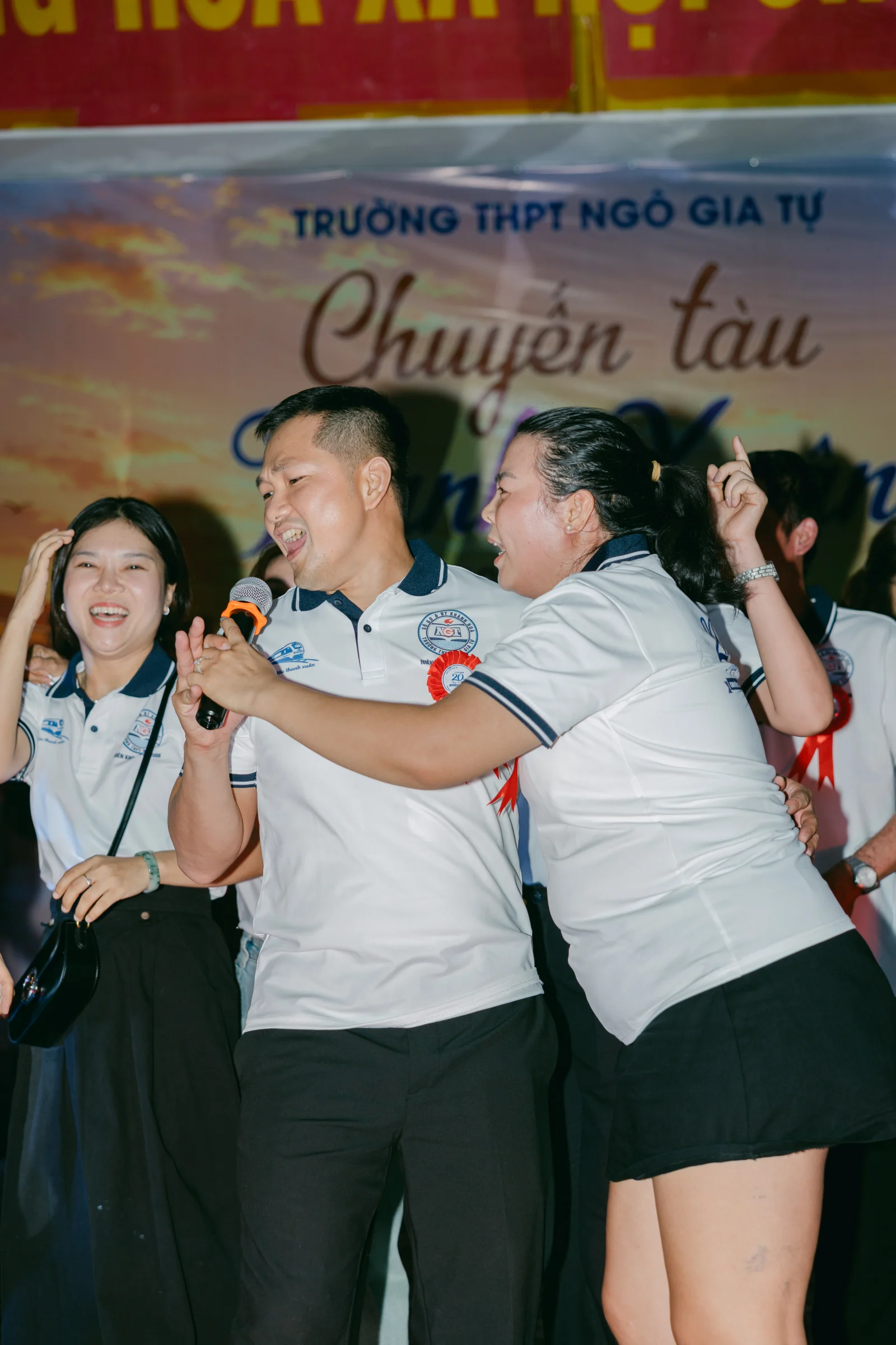 Ảnh lễ kỷ niệm 20 năm THPT Ngô Gia Tự, chụp ngày 08/08/2026