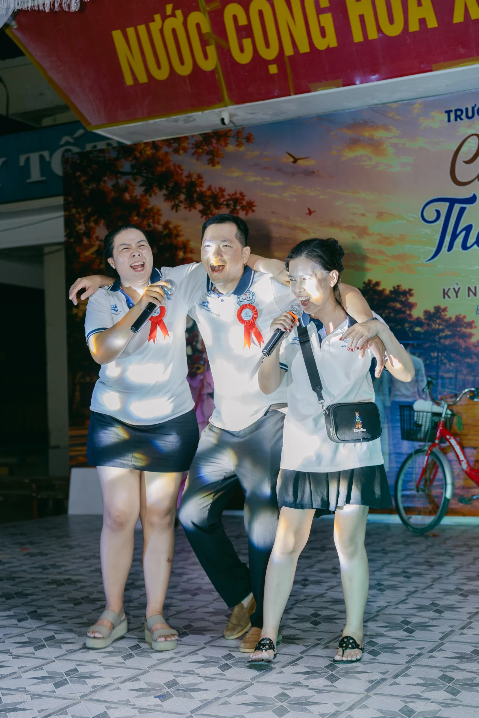 Ảnh lễ kỷ niệm 20 năm THPT Ngô Gia Tự, chụp ngày 08/08/2026