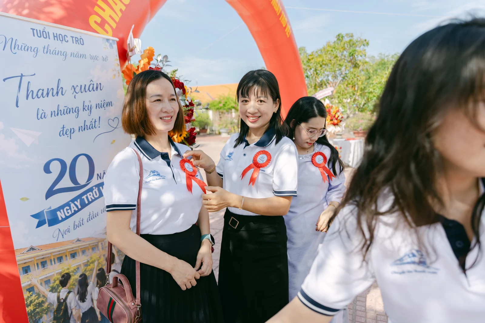 Ảnh lễ kỷ niệm 20 năm THPT Ngô Gia Tự, chụp ngày 08/08/2026