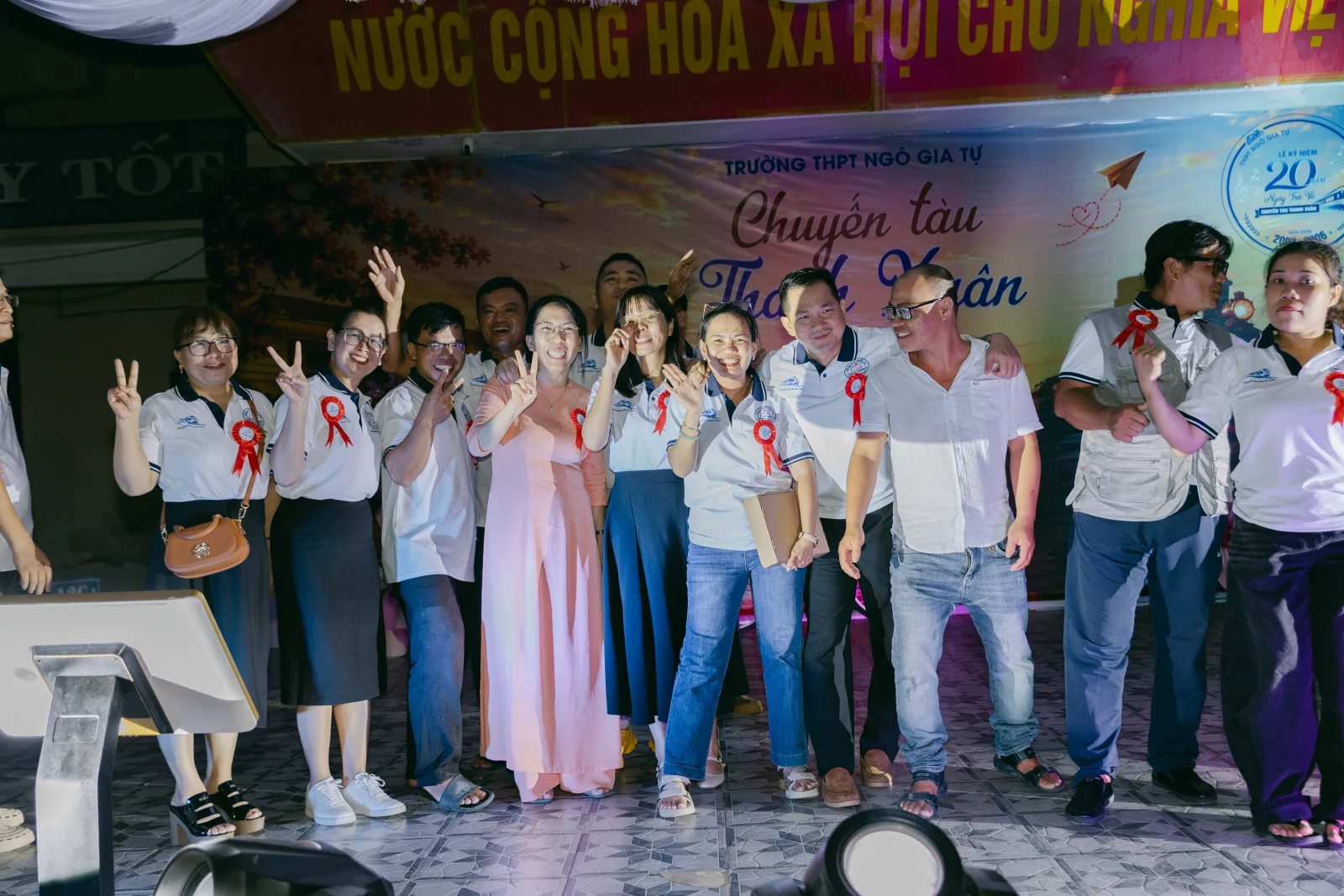 Ảnh lễ kỷ niệm 20 năm THPT Ngô Gia Tự, chụp ngày 08/08/2026