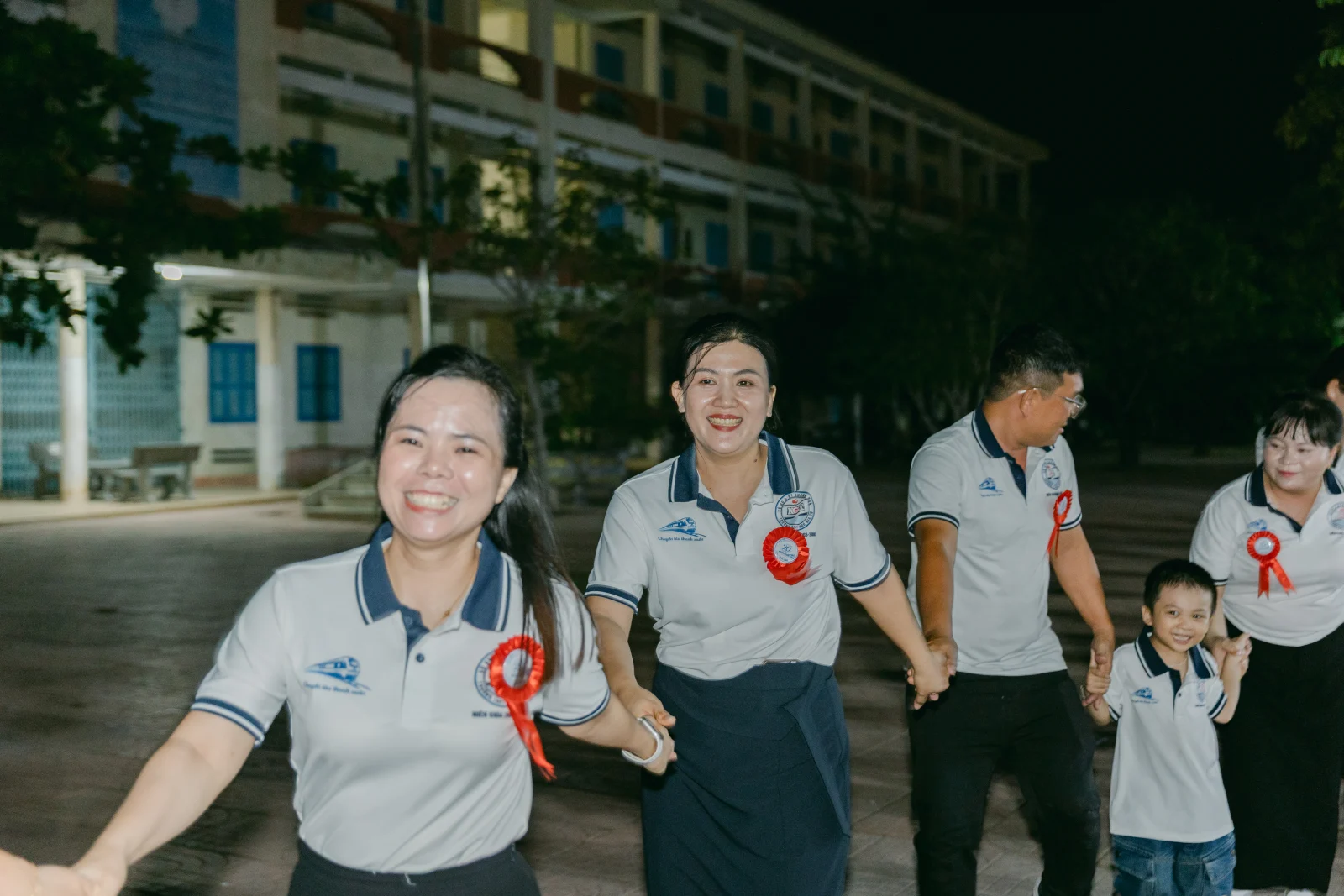 Ảnh lễ kỷ niệm 20 năm THPT Ngô Gia Tự, chụp ngày 08/08/2026