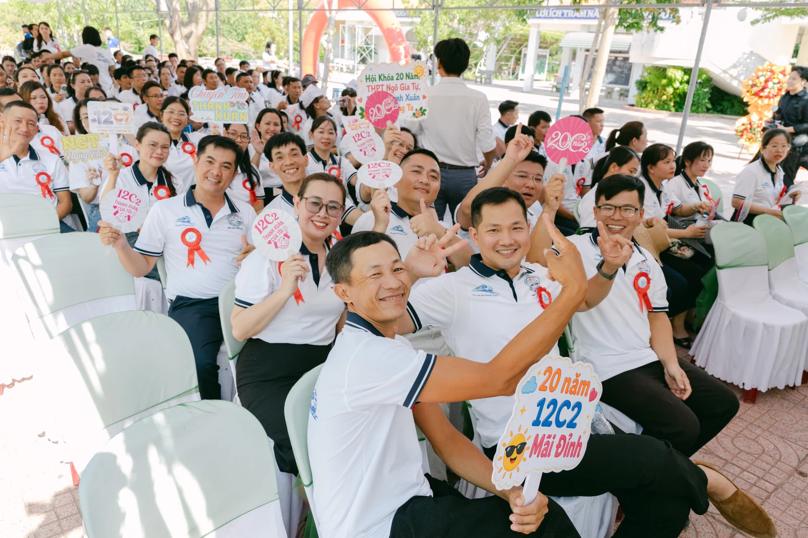 Ảnh lễ kỷ niệm 20 năm THPT Ngô Gia Tự, chụp ngày 08/08/2026