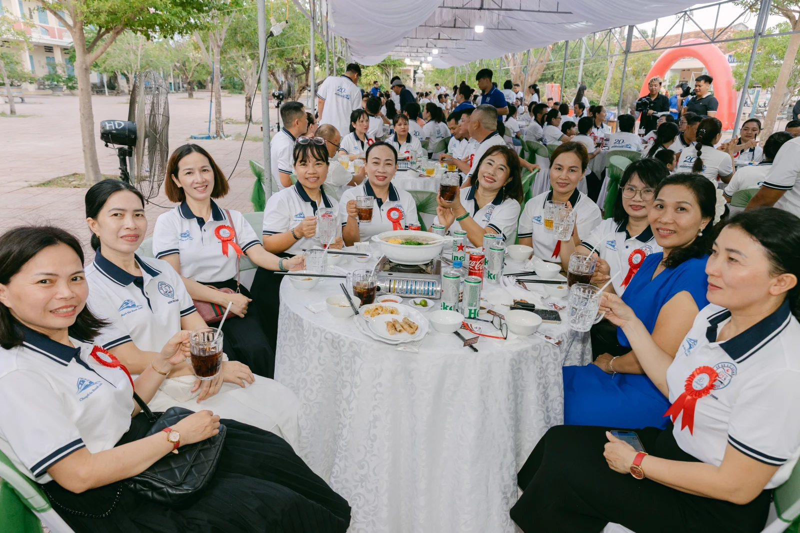 Ảnh lễ kỷ niệm 20 năm THPT Ngô Gia Tự, chụp ngày 08/08/2026