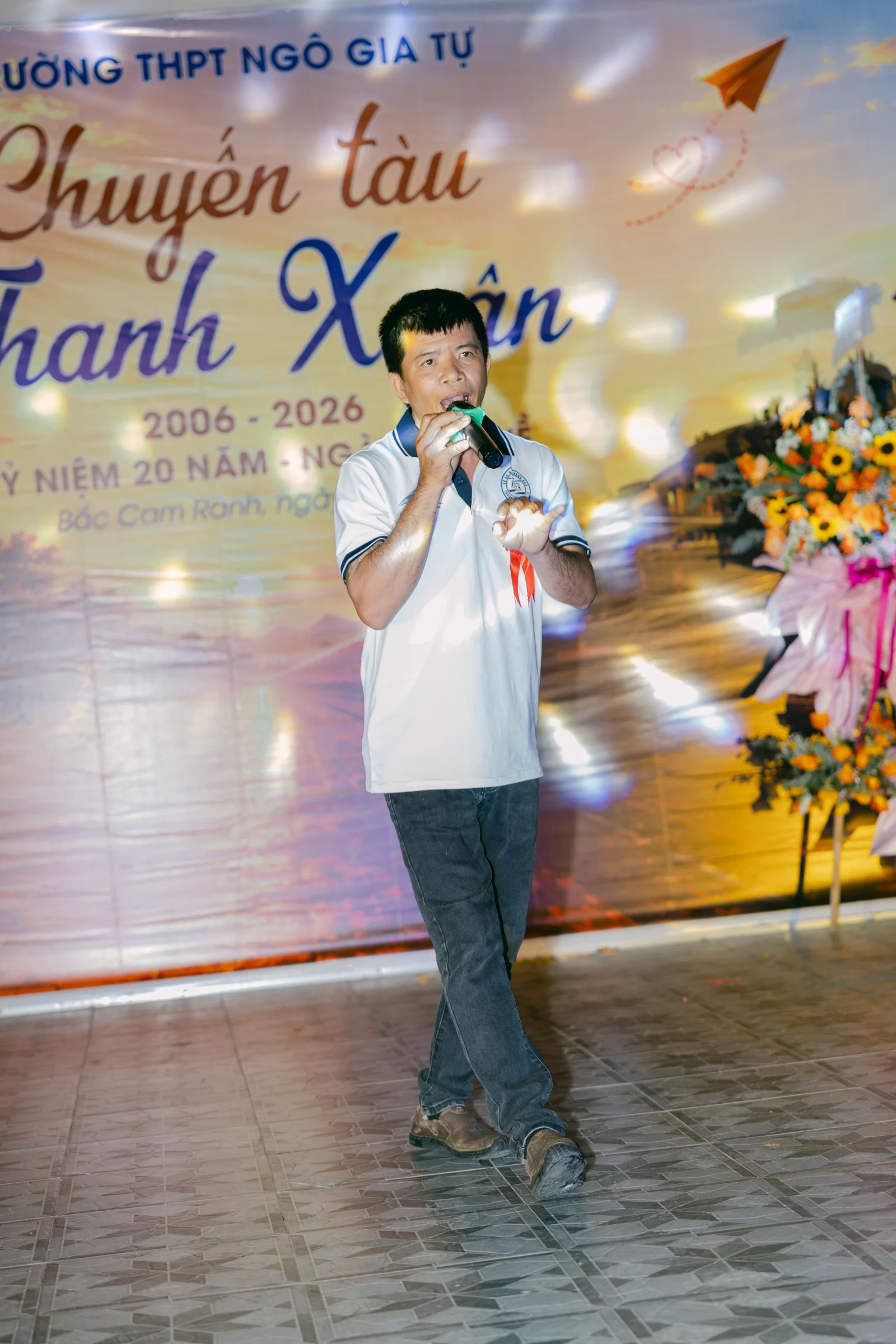 Ảnh lễ kỷ niệm 20 năm THPT Ngô Gia Tự, chụp ngày 08/08/2026