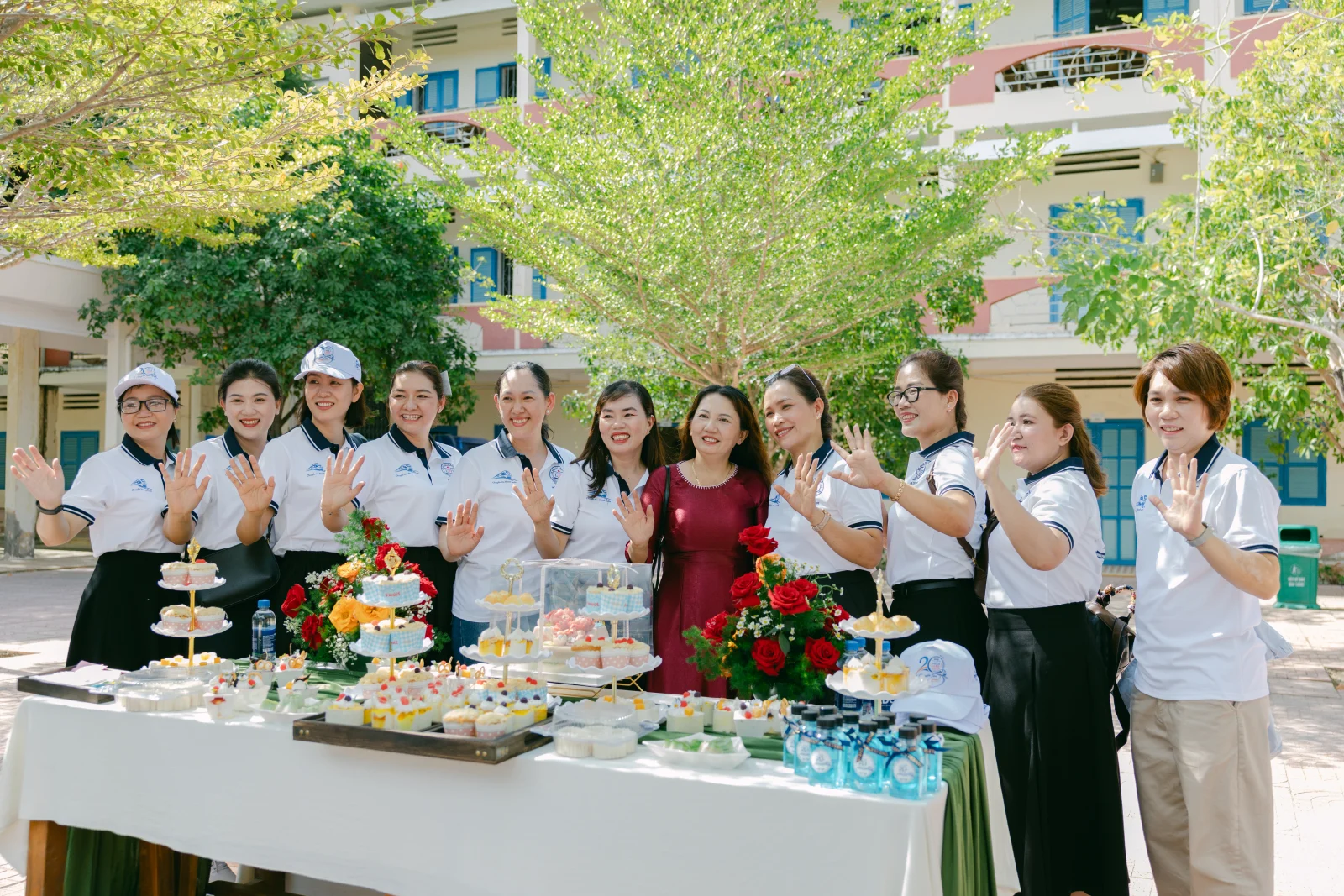 Ảnh lễ kỷ niệm 20 năm THPT Ngô Gia Tự, chụp ngày 08/08/2026