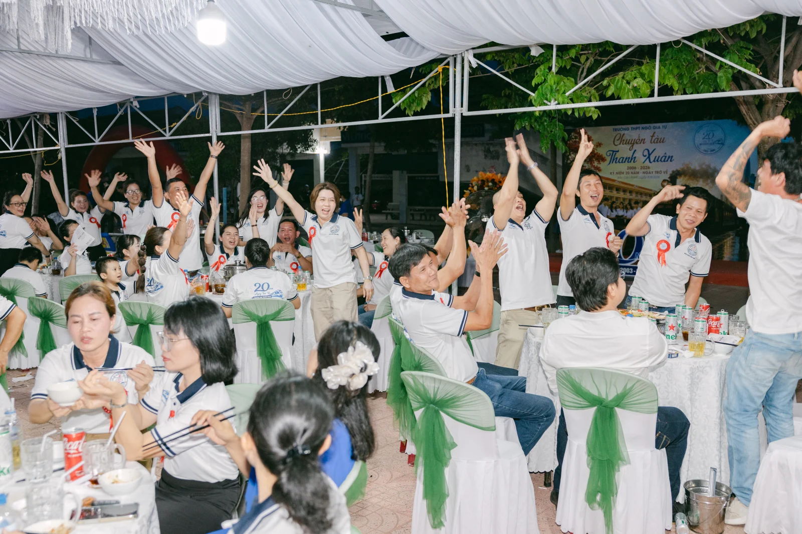 Ảnh lễ kỷ niệm 20 năm THPT Ngô Gia Tự, chụp ngày 08/08/2026
