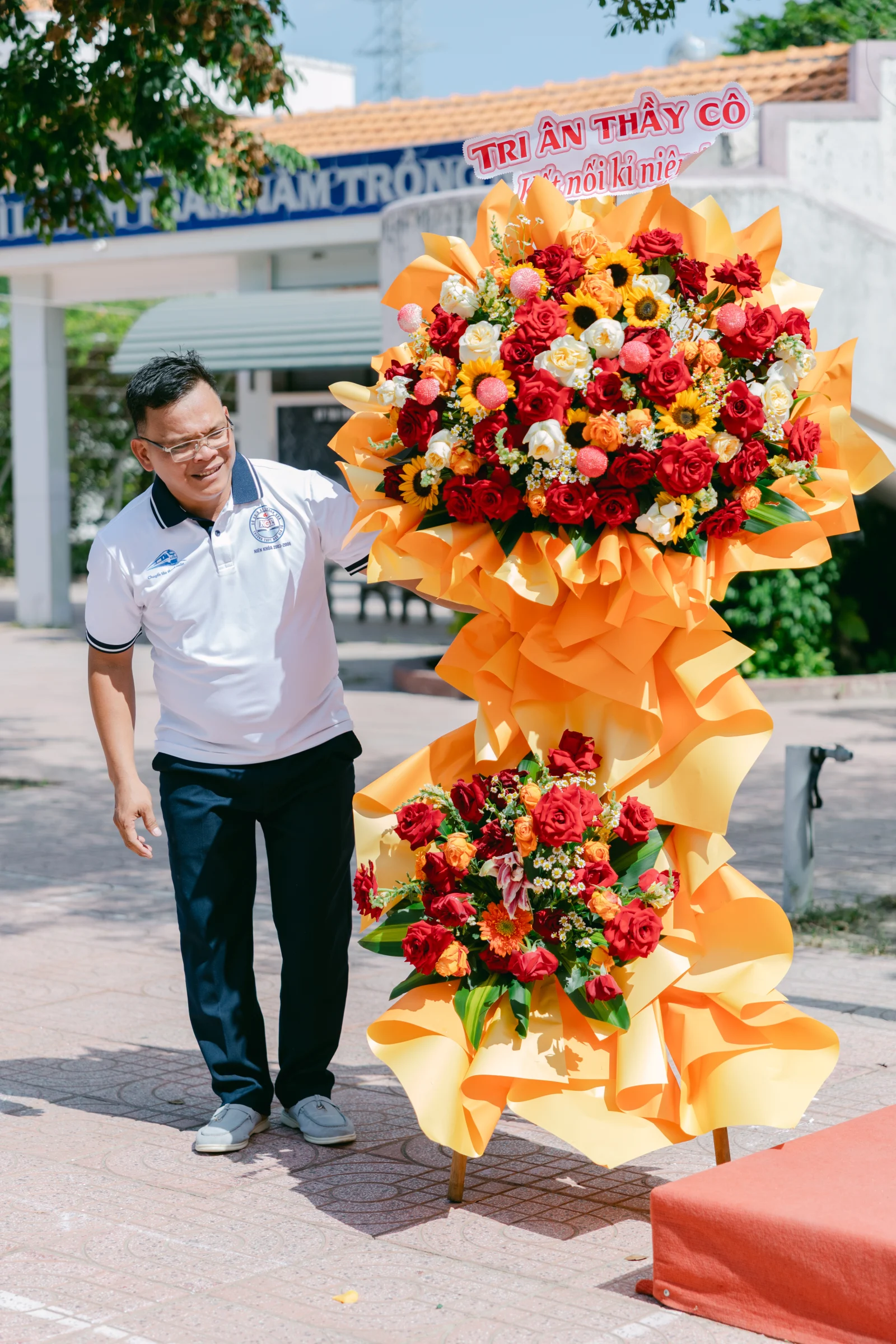Ảnh lễ kỷ niệm 20 năm THPT Ngô Gia Tự, chụp ngày 08/08/2026