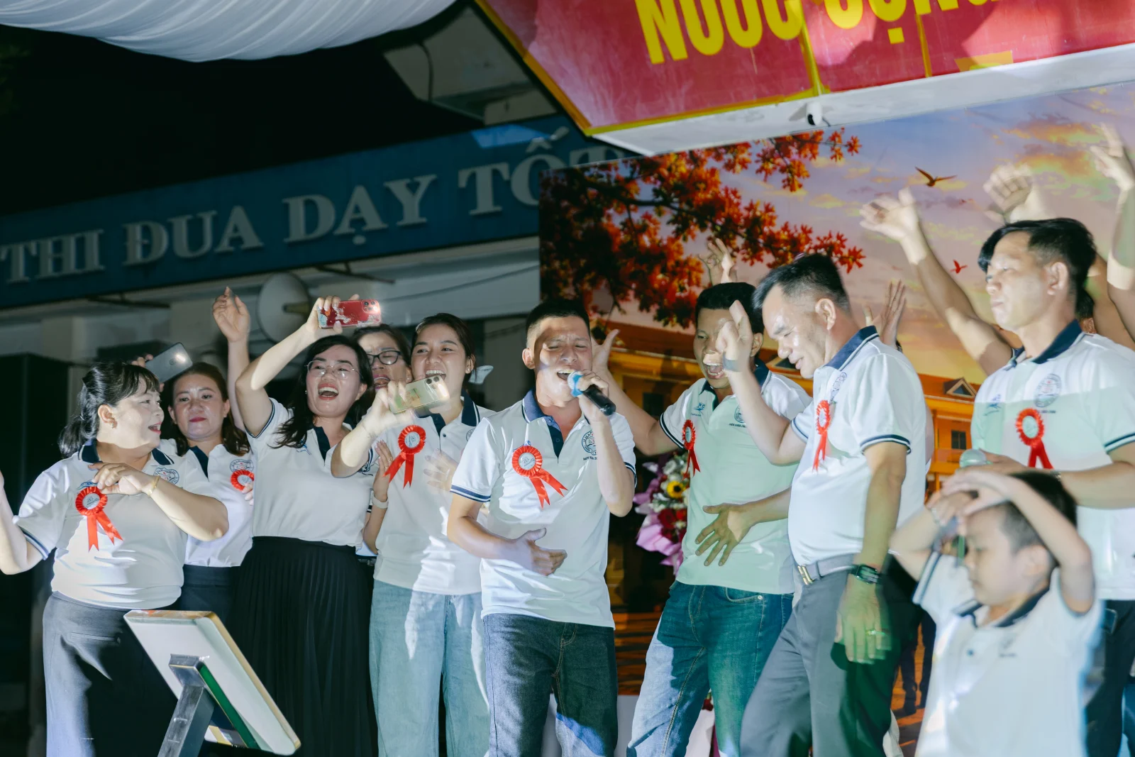 Ảnh lễ kỷ niệm 20 năm THPT Ngô Gia Tự, chụp ngày 08/08/2026