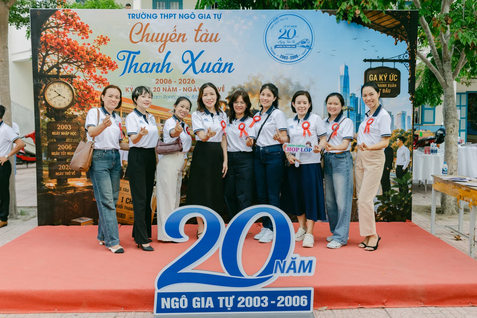 Ảnh lễ kỷ niệm 20 năm THPT Ngô Gia Tự, chụp ngày 08/08/2026