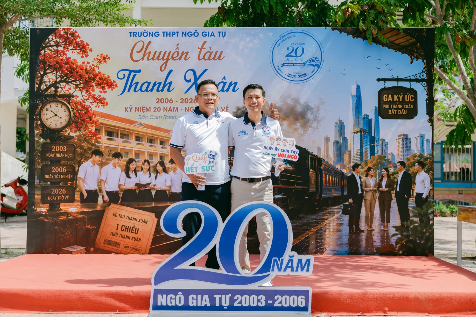 Ảnh lễ kỷ niệm 20 năm THPT Ngô Gia Tự, chụp ngày 08/08/2026