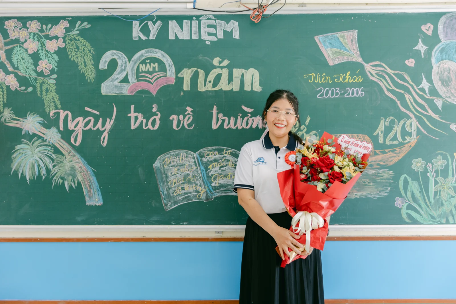 Ảnh lễ kỷ niệm 20 năm THPT Ngô Gia Tự, chụp ngày 08/08/2026