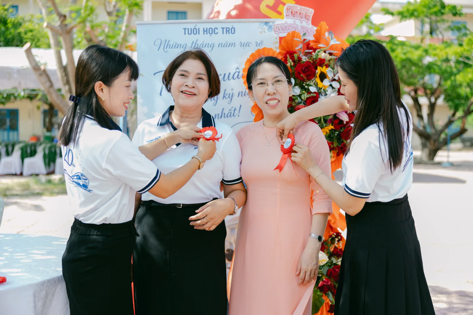Ảnh lễ kỷ niệm 20 năm THPT Ngô Gia Tự, chụp ngày 08/08/2026