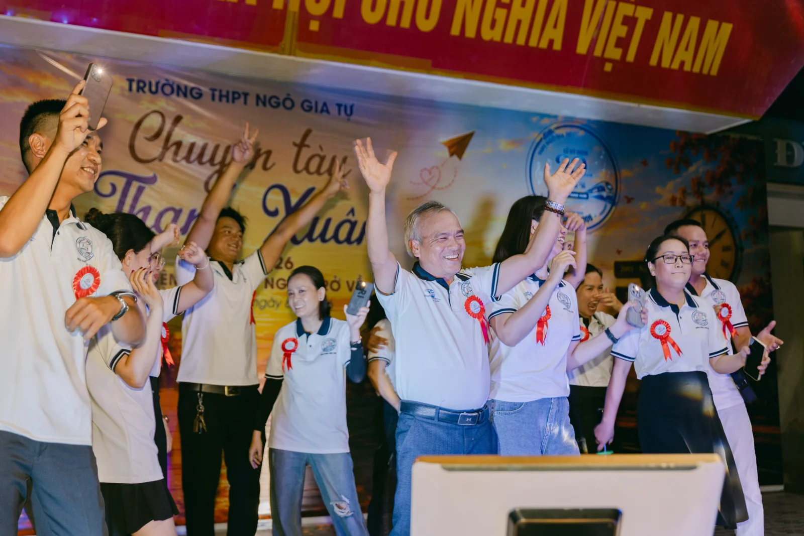 Ảnh lễ kỷ niệm 20 năm THPT Ngô Gia Tự, chụp ngày 08/08/2026