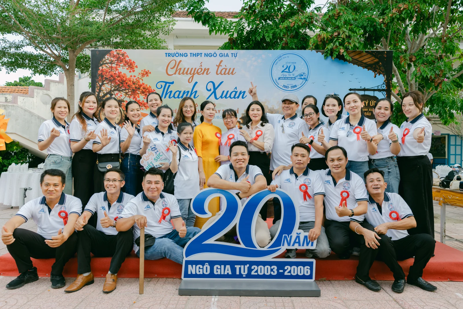 Ảnh lễ kỷ niệm 20 năm THPT Ngô Gia Tự, chụp ngày 08/08/2026