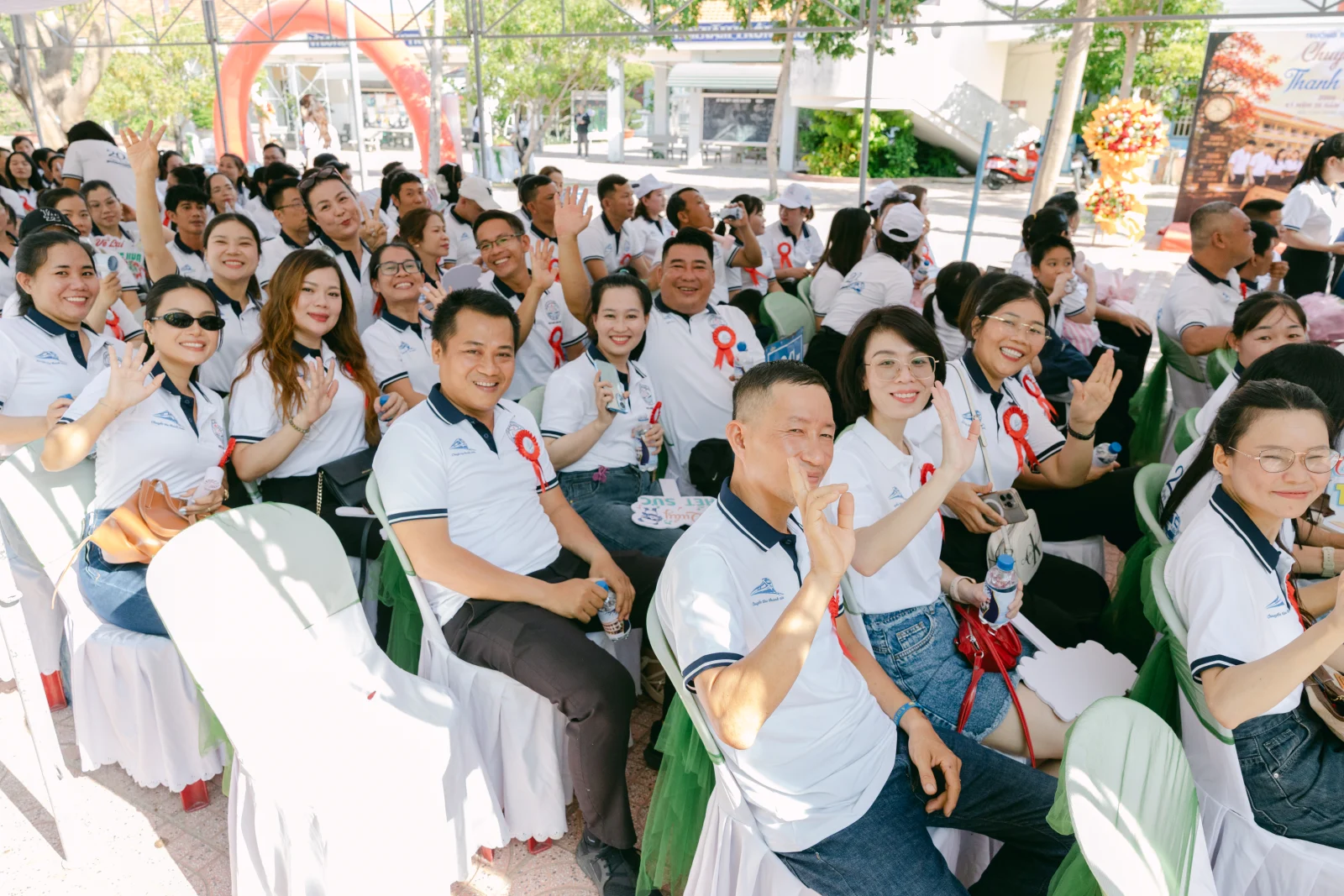 Ảnh lễ kỷ niệm 20 năm THPT Ngô Gia Tự, chụp ngày 08/08/2026