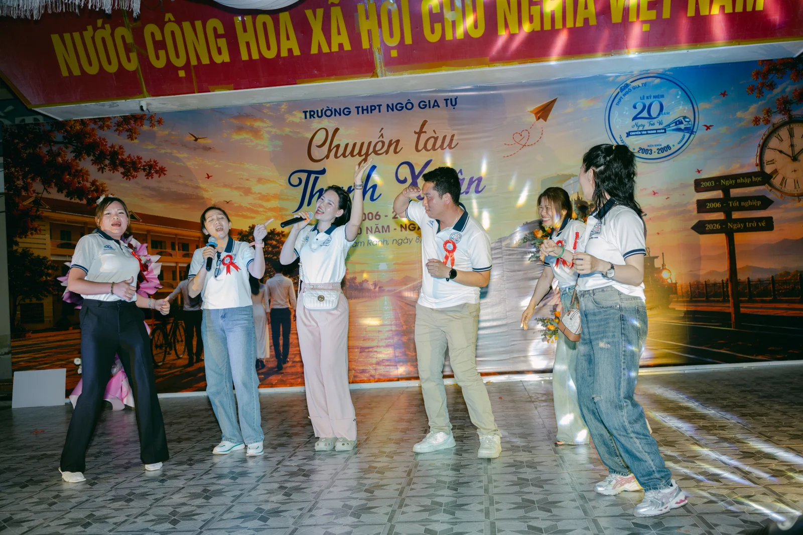 Ảnh lễ kỷ niệm 20 năm THPT Ngô Gia Tự, chụp ngày 08/08/2026