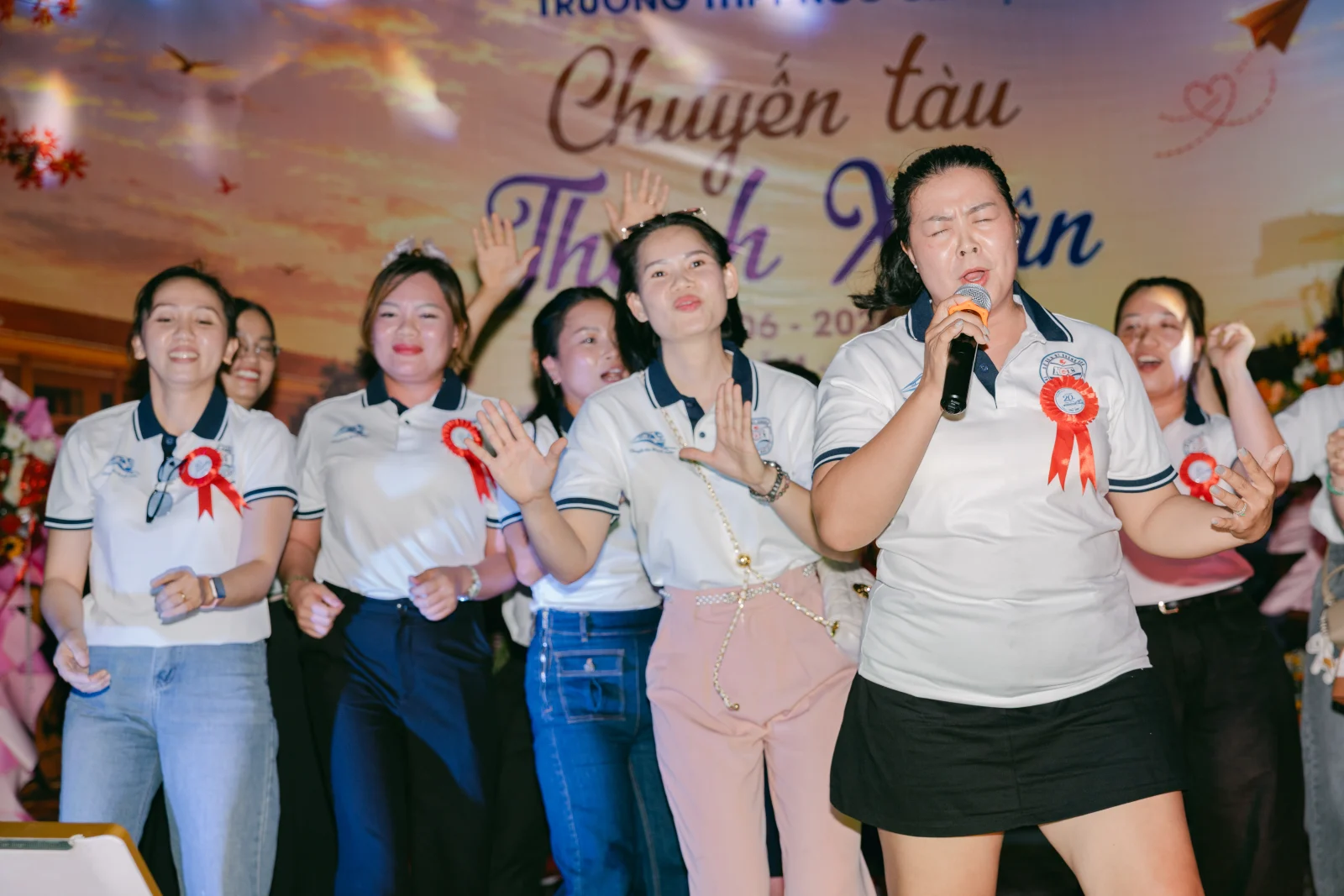 Ảnh lễ kỷ niệm 20 năm THPT Ngô Gia Tự, chụp ngày 08/08/2026