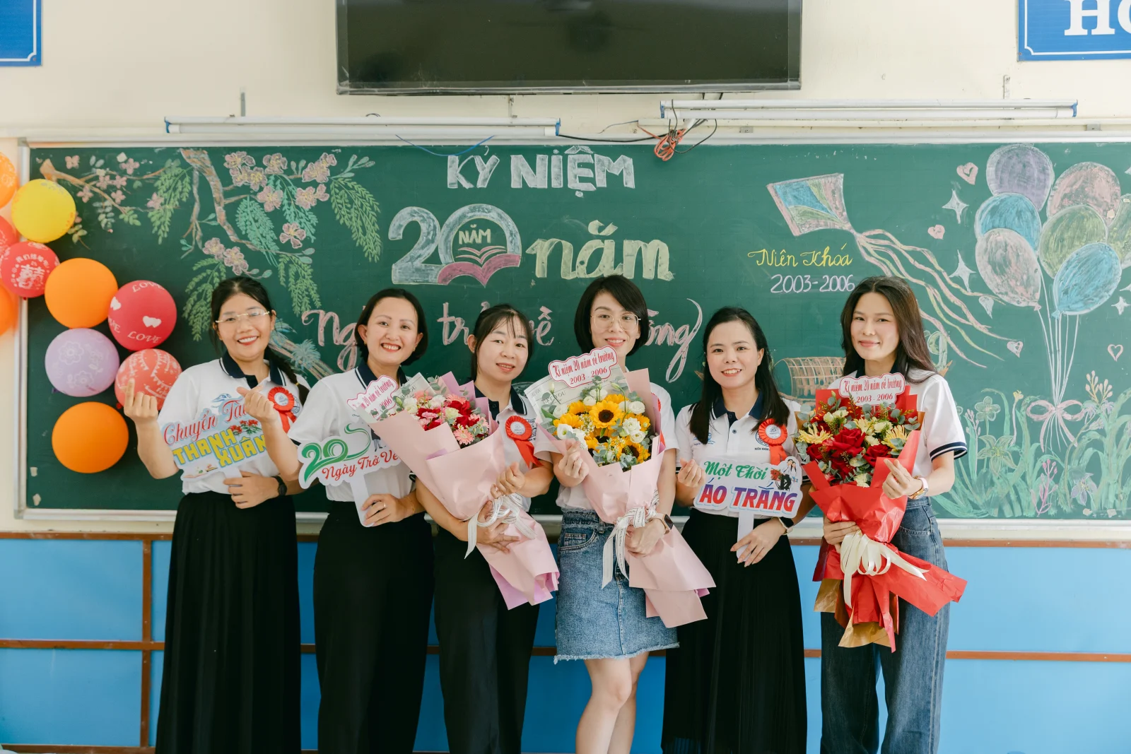 Ảnh lễ kỷ niệm 20 năm THPT Ngô Gia Tự, chụp ngày 08/08/2026