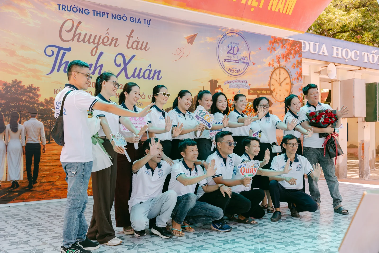 Ảnh lễ kỷ niệm 20 năm THPT Ngô Gia Tự, chụp ngày 08/08/2026