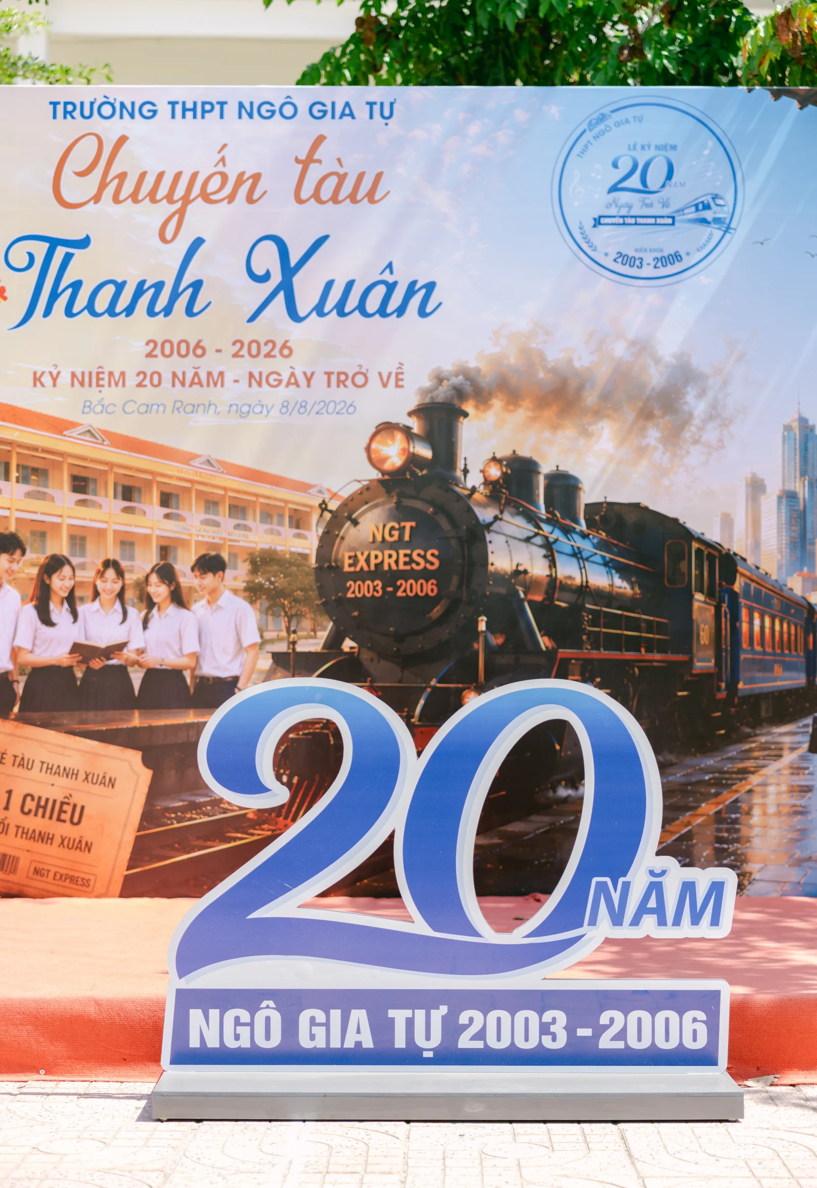 Ảnh lễ kỷ niệm 20 năm THPT Ngô Gia Tự, chụp ngày 08/08/2026