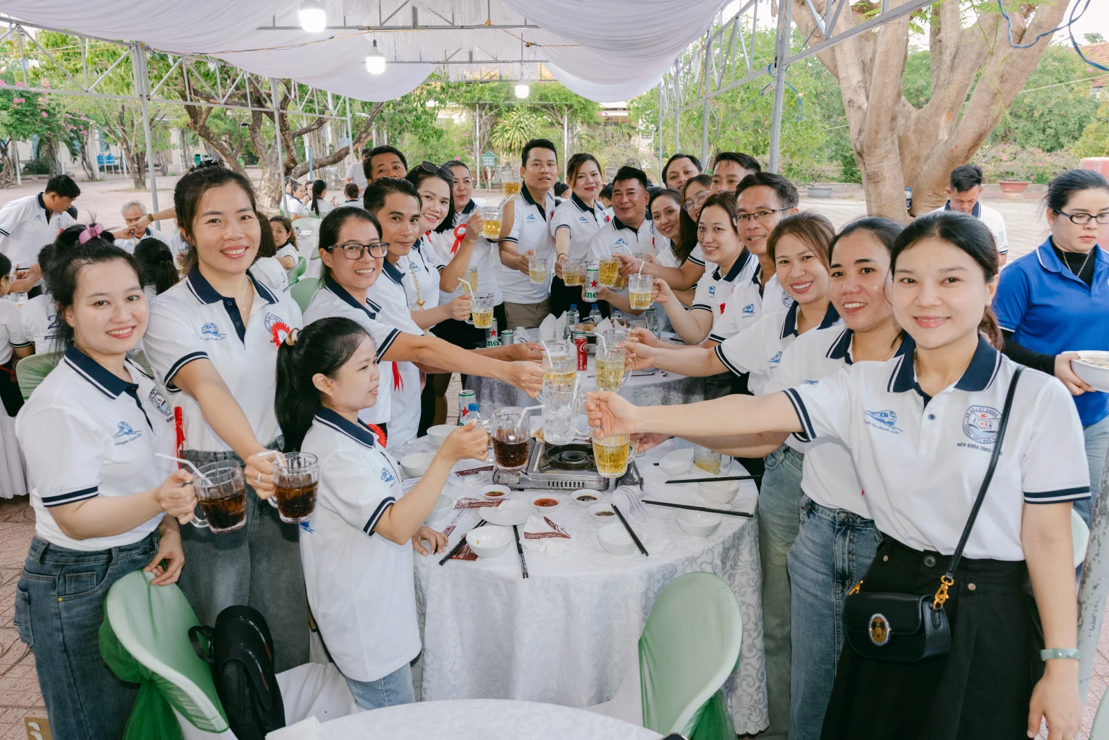 Ảnh lễ kỷ niệm 20 năm THPT Ngô Gia Tự, chụp ngày 08/08/2026