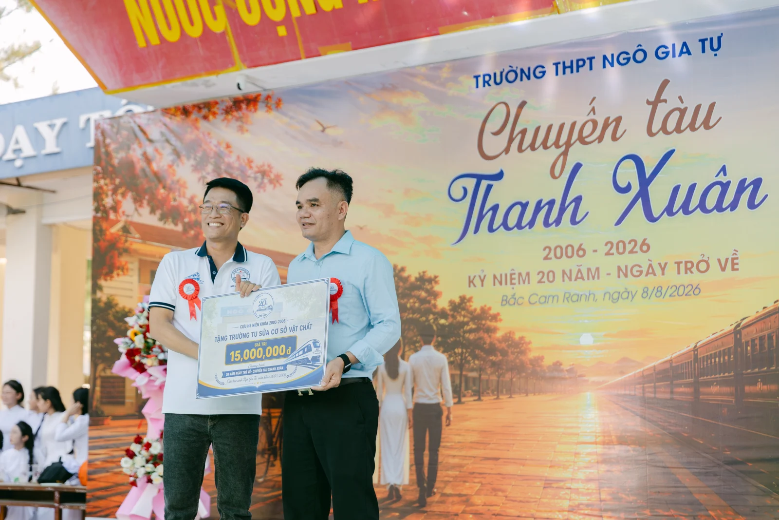 Ảnh lễ kỷ niệm 20 năm THPT Ngô Gia Tự, chụp ngày 08/08/2026