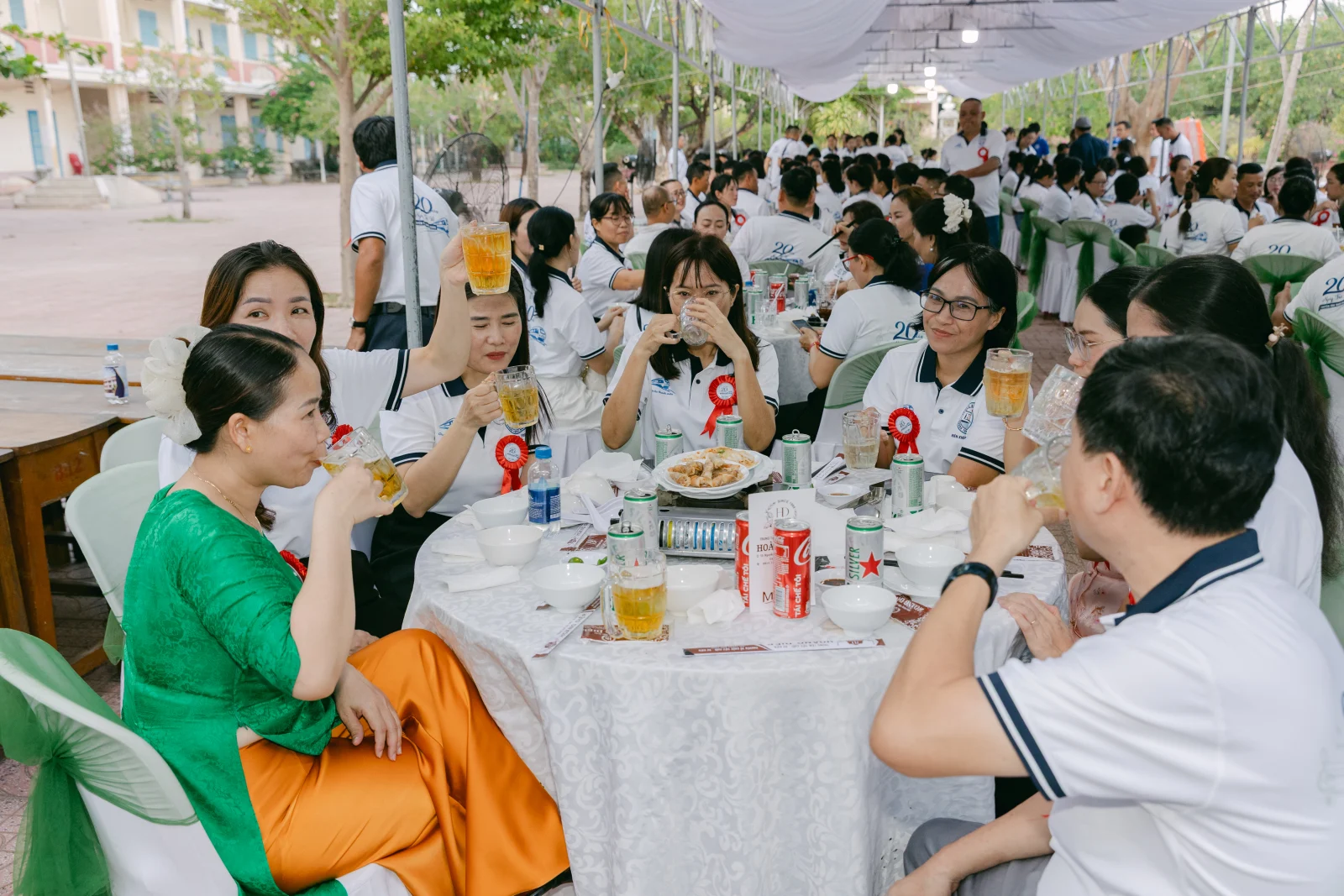 Ảnh lễ kỷ niệm 20 năm THPT Ngô Gia Tự, chụp ngày 08/08/2026